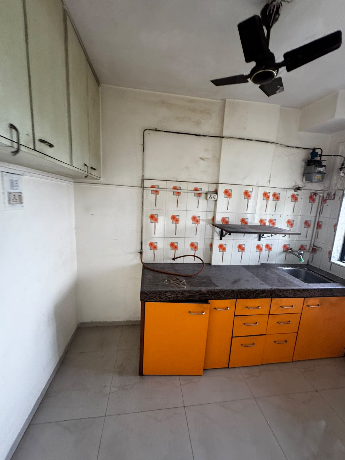 2 BHK flat for rent Airoli