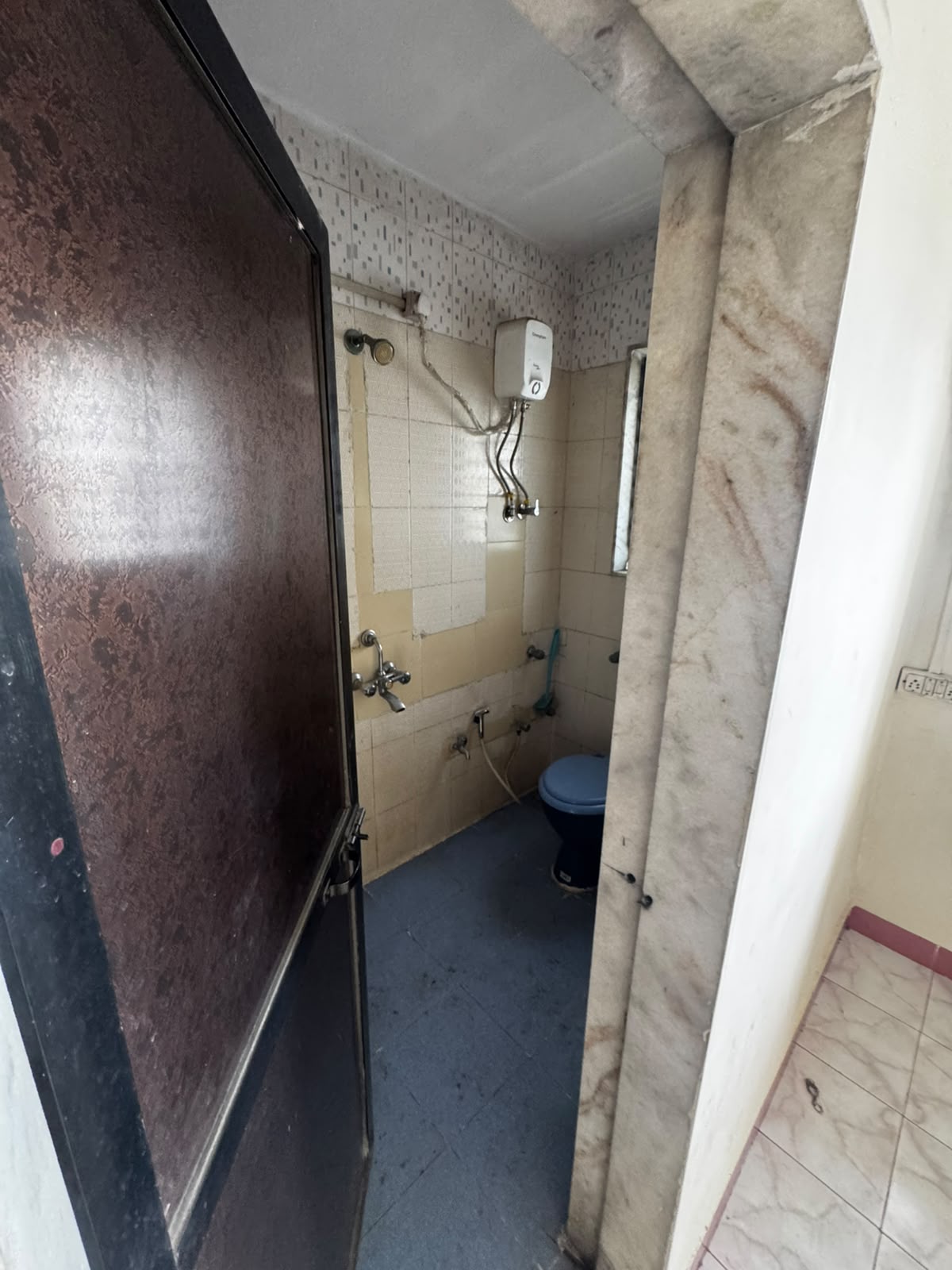 2 BHK flat for rent Airoli
